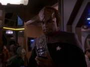 extant_StarTrek_DS9_5x12-TheBegotten_00999.jpg