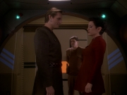 Filename=extant_StarTrek_DS9_5x12-TheBegotten_03546.jpg
Filesize=145KiB
Dimensions=1200x900
Date added=Dec 14, 2019 extant_StarTrek_DS9_5x12-TheBegotten_03546.jpg