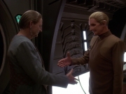 extant_StarTrek_DS9_5x12-TheBegotten_03669.jpg