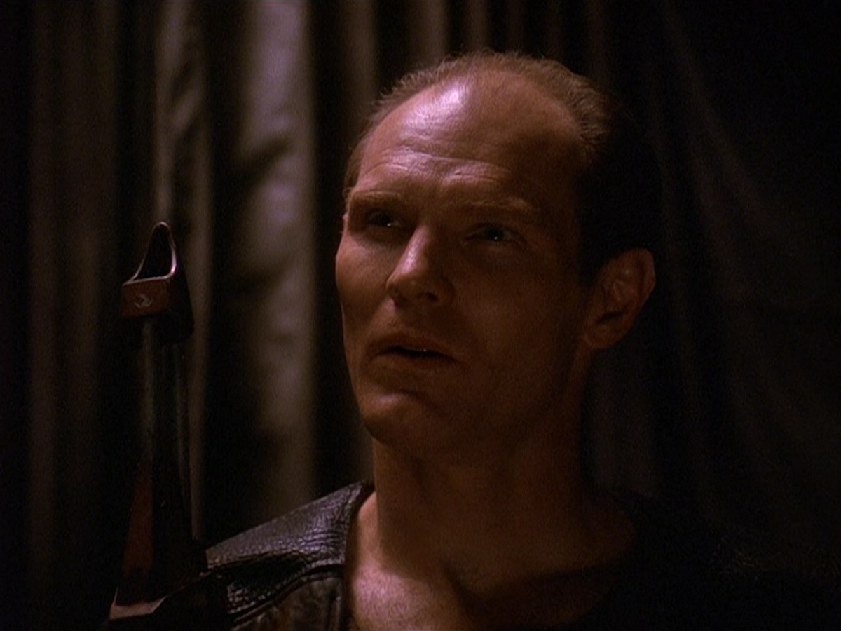 extant_StarTrek_DS9_5x13-ForTheUniform_00200.jpg