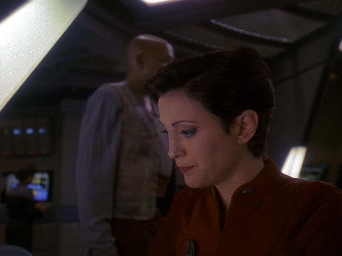 extant_StarTrek_DS9_5x13-ForTheUniform_00635.jpg