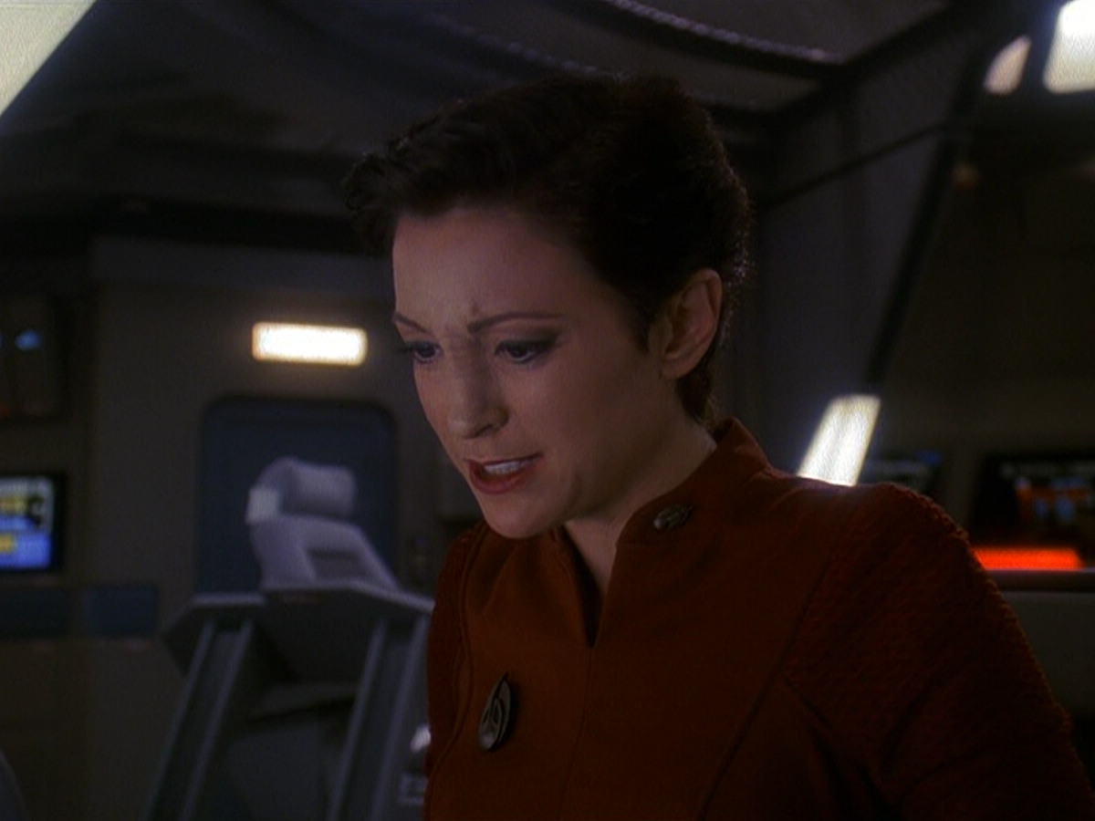 extant_StarTrek_DS9_5x13-ForTheUniform_00654.jpg