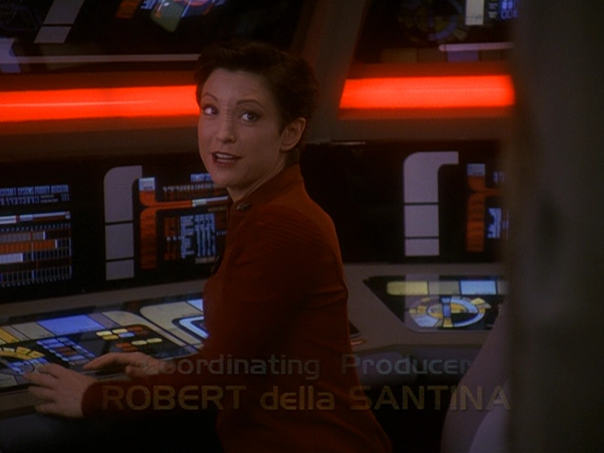 extant_StarTrek_DS9_5x13-ForTheUniform_00672.jpg
