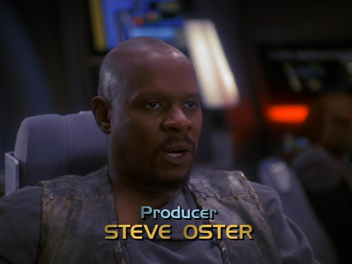 extant_StarTrek_DS9_5x13-ForTheUniform_00706.jpg