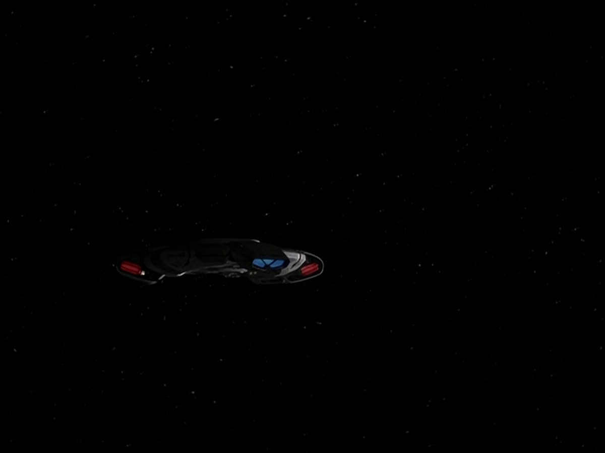 extant_StarTrek_DS9_5x13-ForTheUniform_02472.jpg