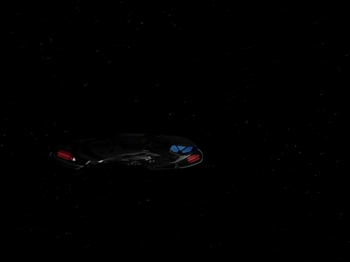 extant_StarTrek_DS9_5x13-ForTheUniform_02473.jpg