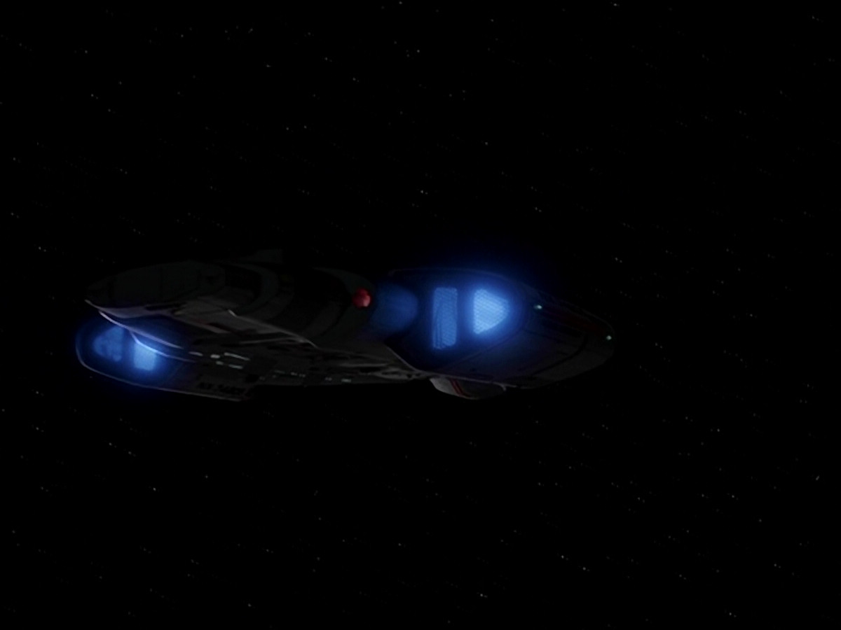 extant_StarTrek_DS9_5x13-ForTheUniform_02479.jpg