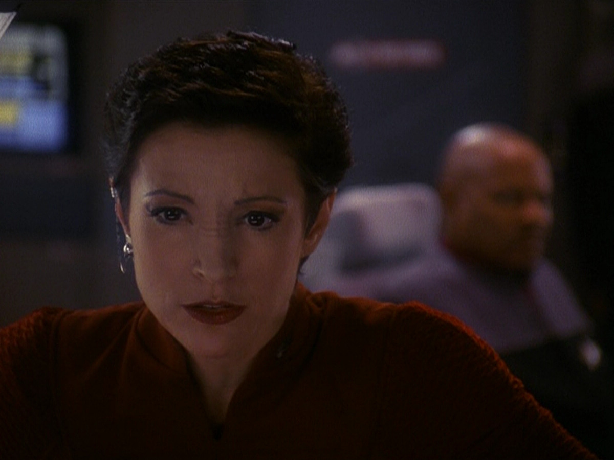 extant_StarTrek_DS9_5x13-ForTheUniform_02794.jpg