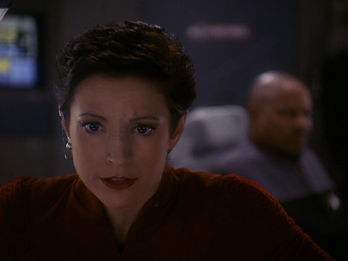 extant_StarTrek_DS9_5x13-ForTheUniform_02796.jpg