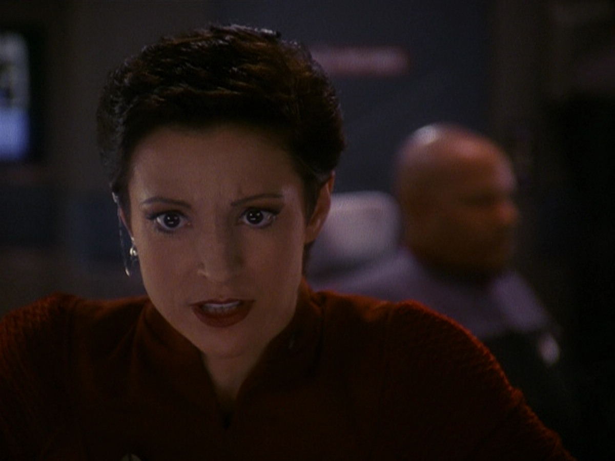 extant_StarTrek_DS9_5x13-ForTheUniform_02812.jpg