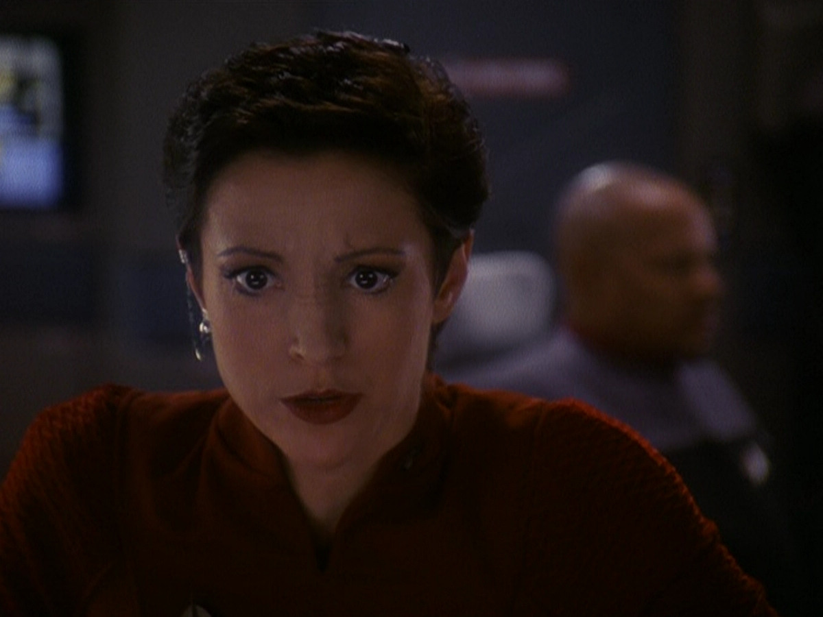 extant_StarTrek_DS9_5x13-ForTheUniform_02865.jpg