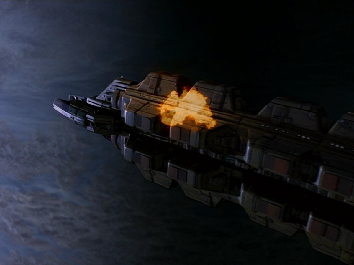 extant_StarTrek_DS9_5x13-ForTheUniform_02873.jpg