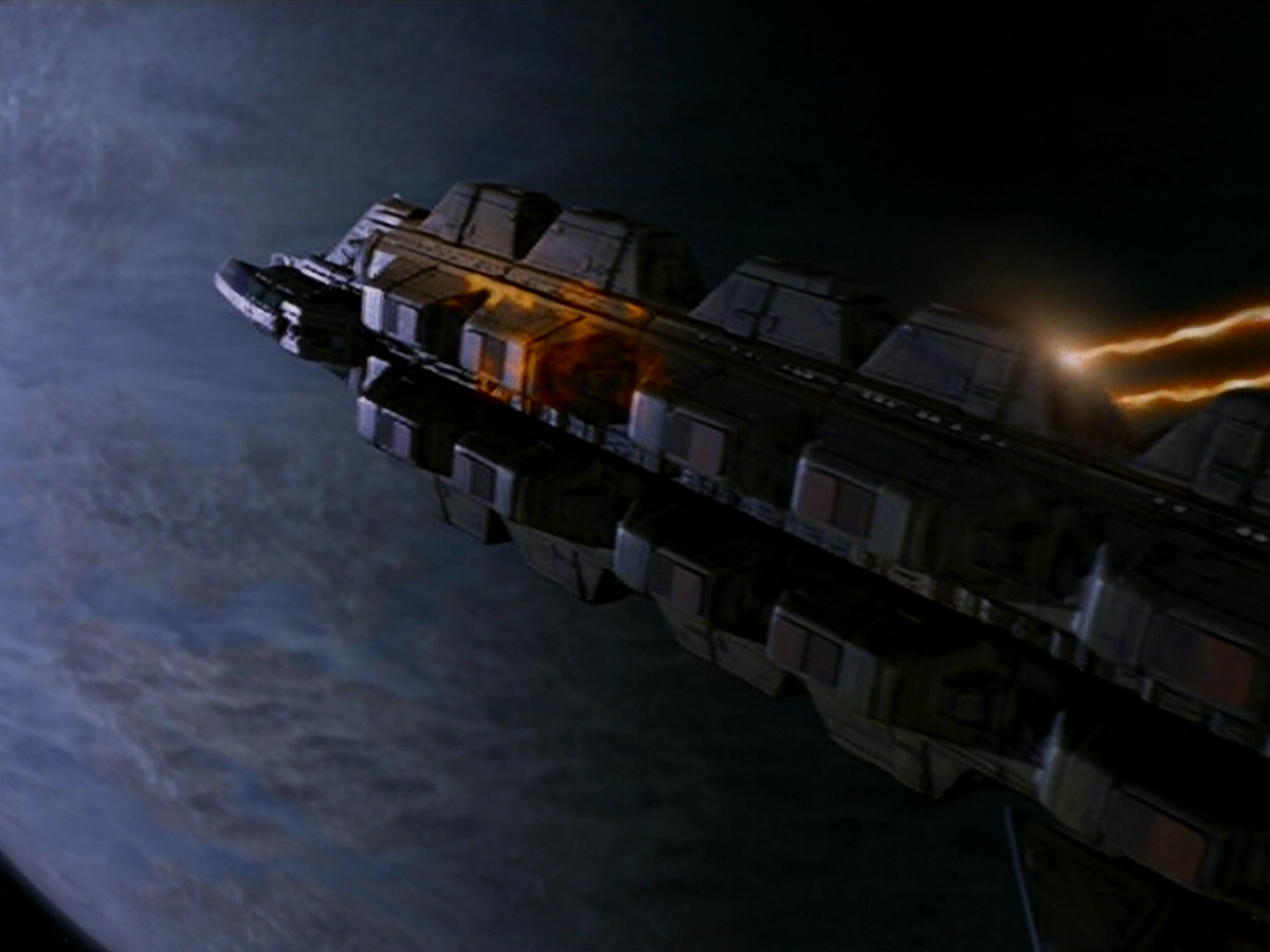 extant_StarTrek_DS9_5x13-ForTheUniform_02875.jpg