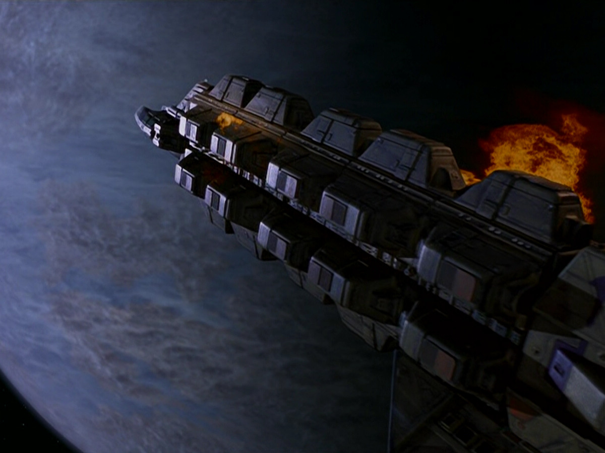 extant_StarTrek_DS9_5x13-ForTheUniform_02876.jpg