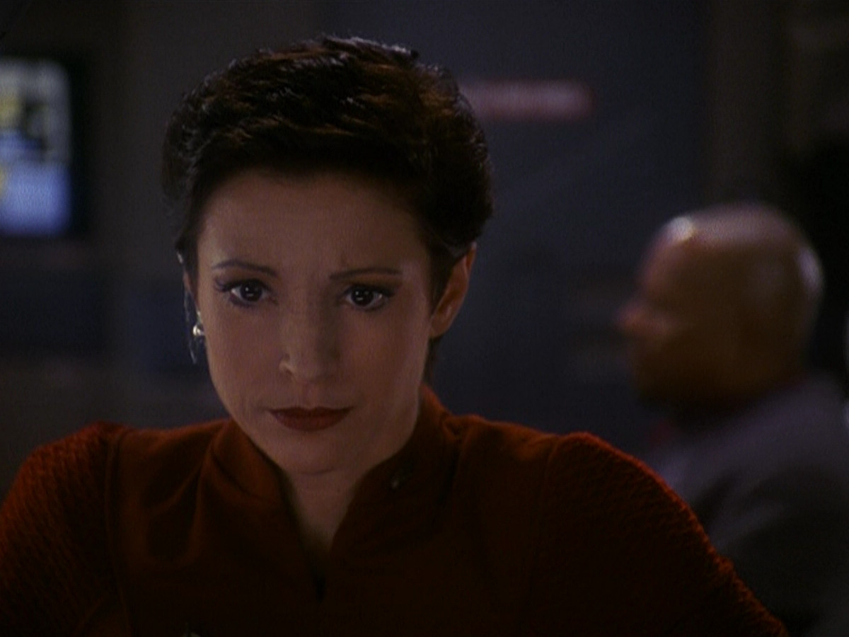 extant_StarTrek_DS9_5x13-ForTheUniform_02928.jpg