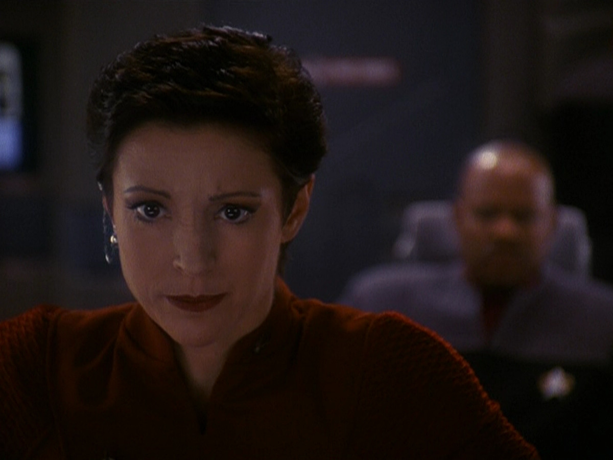 extant_StarTrek_DS9_5x13-ForTheUniform_02932.jpg