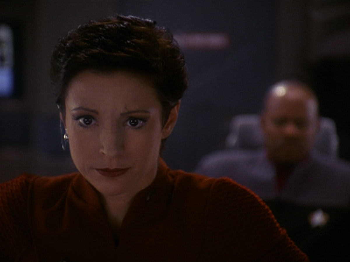 extant_StarTrek_DS9_5x13-ForTheUniform_02934.jpg
