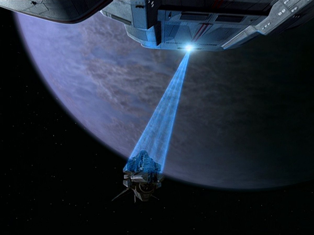 extant_StarTrek_DS9_5x13-ForTheUniform_02991.jpg