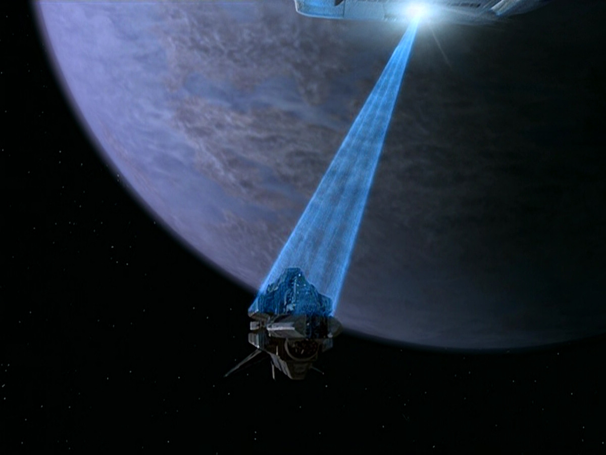 extant_StarTrek_DS9_5x13-ForTheUniform_02992.jpg