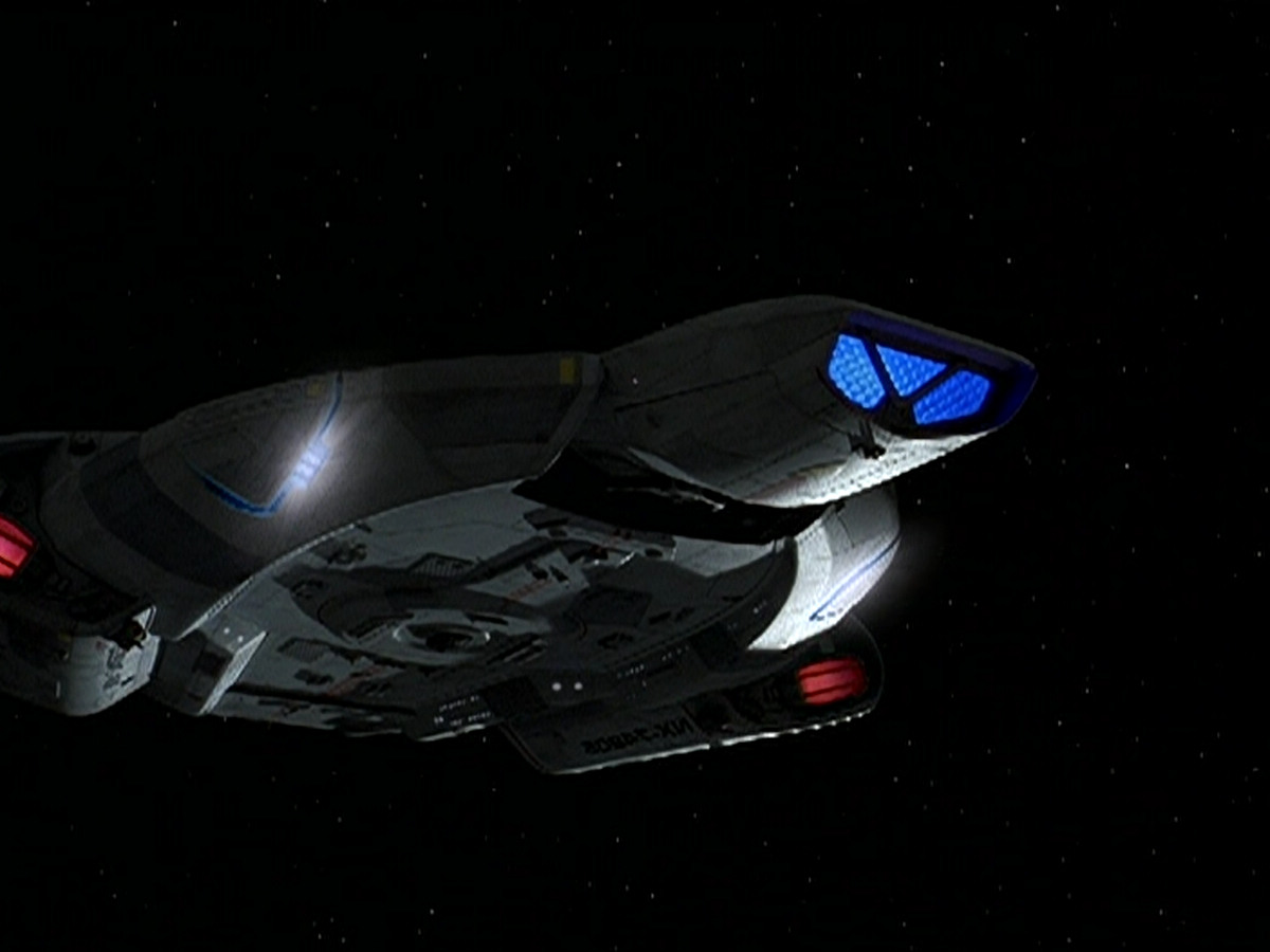 extant_StarTrek_DS9_5x13-ForTheUniform_03490.jpg