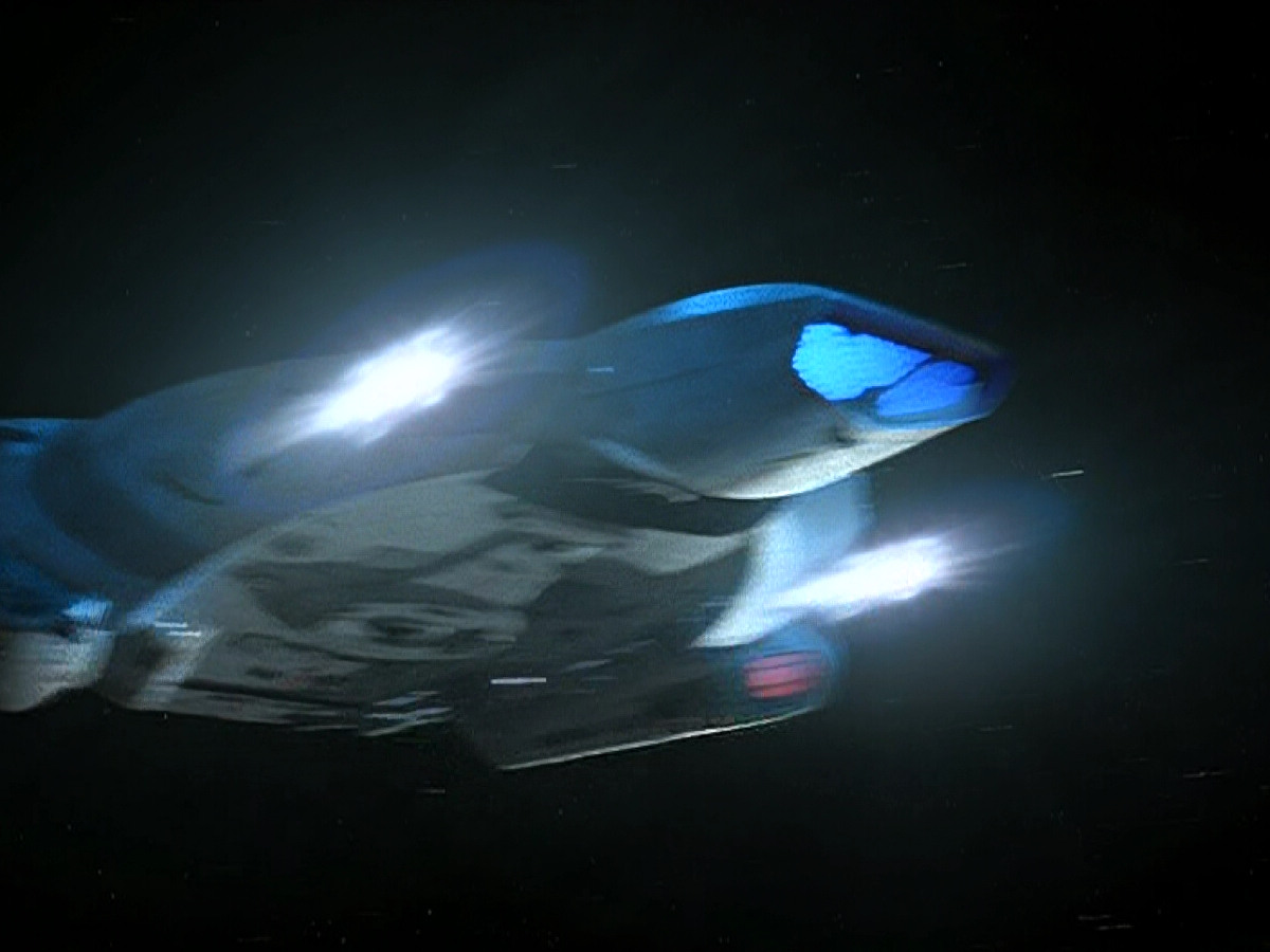 extant_StarTrek_DS9_5x13-ForTheUniform_03491.jpg
