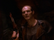 extant_StarTrek_DS9_5x13-ForTheUniform_00303.jpg