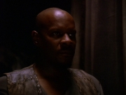 extant_StarTrek_DS9_5x13-ForTheUniform_00329.jpg