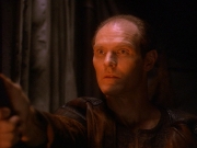 extant_StarTrek_DS9_5x13-ForTheUniform_00333.jpg