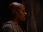 extant_StarTrek_DS9_5x13-ForTheUniform_00343.jpg