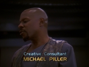 extant_StarTrek_DS9_5x13-ForTheUniform_00669.jpg