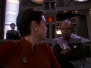 extant_StarTrek_DS9_5x13-ForTheUniform_01550.jpg