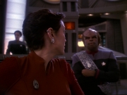extant_StarTrek_DS9_5x13-ForTheUniform_01568.jpg