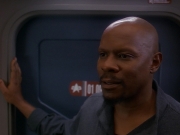 extant_StarTrek_DS9_5x13-ForTheUniform_01788.jpg