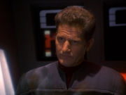 extant_StarTrek_DS9_5x13-ForTheUniform_02427.jpg