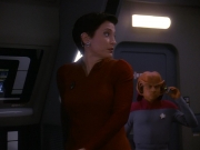 extant_StarTrek_DS9_5x13-ForTheUniform_02779.jpg