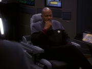 extant_StarTrek_DS9_5x13-ForTheUniform_03410.jpg