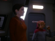 extant_StarTrek_DS9_5x13-ForTheUniform_03473.jpg
