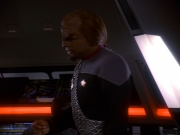 extant_StarTrek_DS9_5x13-ForTheUniform_03487.jpg