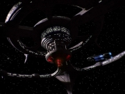 extant_StarTrek_DS9_5x13-ForTheUniform_03682.jpg