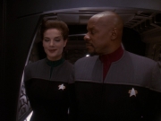 extant_StarTrek_DS9_5x13-ForTheUniform_03756.jpg