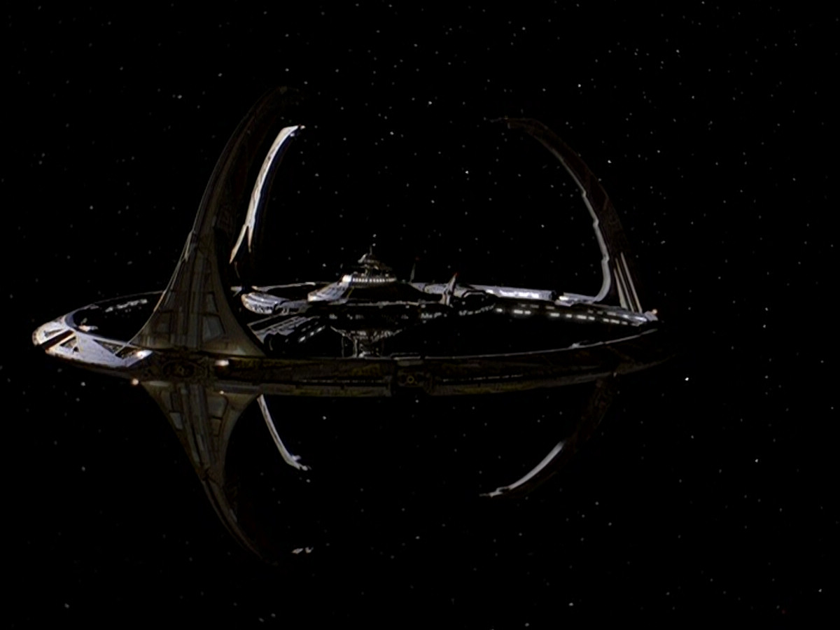 extant_StarTrek_DS9_5x14-InPurgatorysShadow_00015.jpg