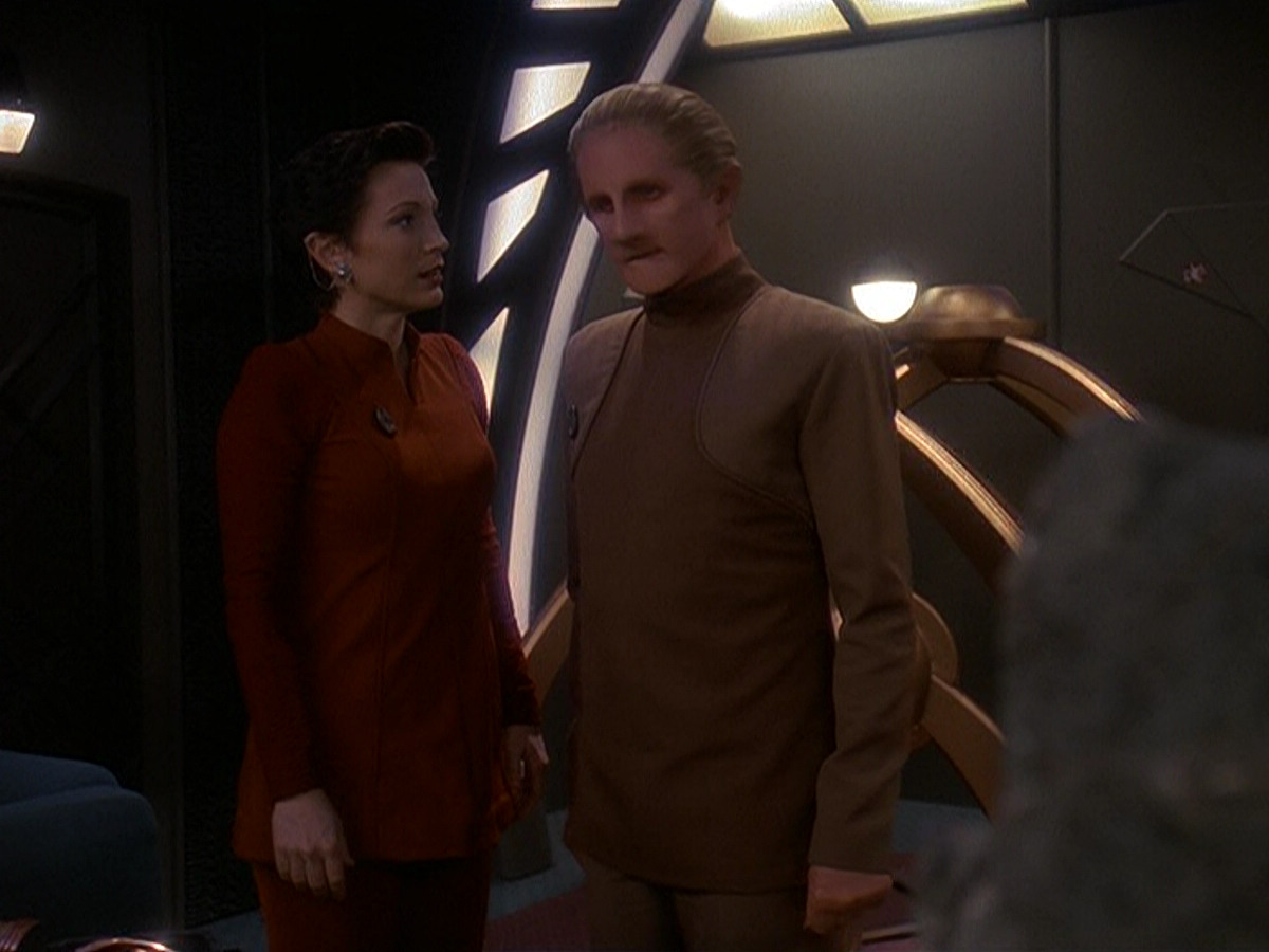 extant_StarTrek_DS9_5x14-InPurgatorysShadow_00052.jpg