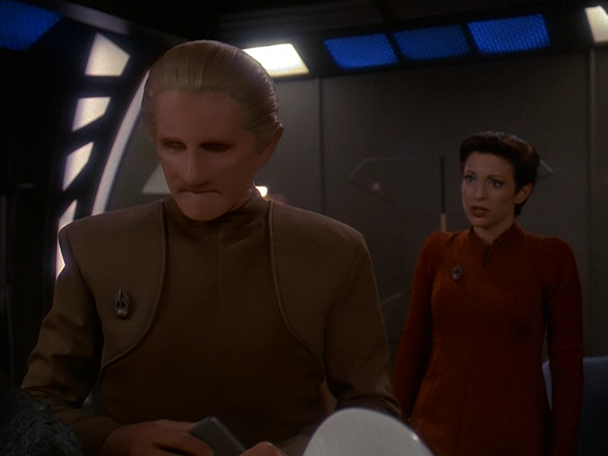 extant_StarTrek_DS9_5x14-InPurgatorysShadow_00106.jpg