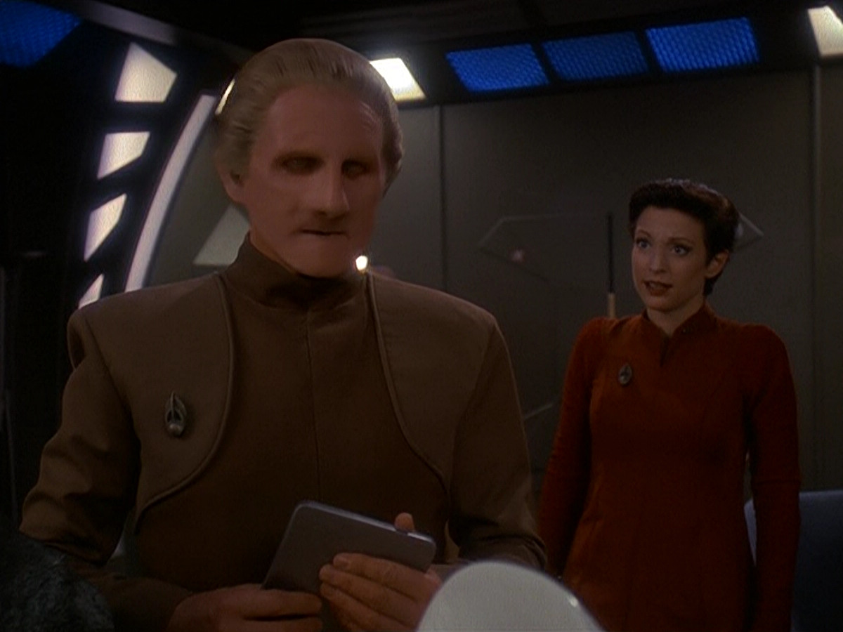 extant_StarTrek_DS9_5x14-InPurgatorysShadow_00109.jpg