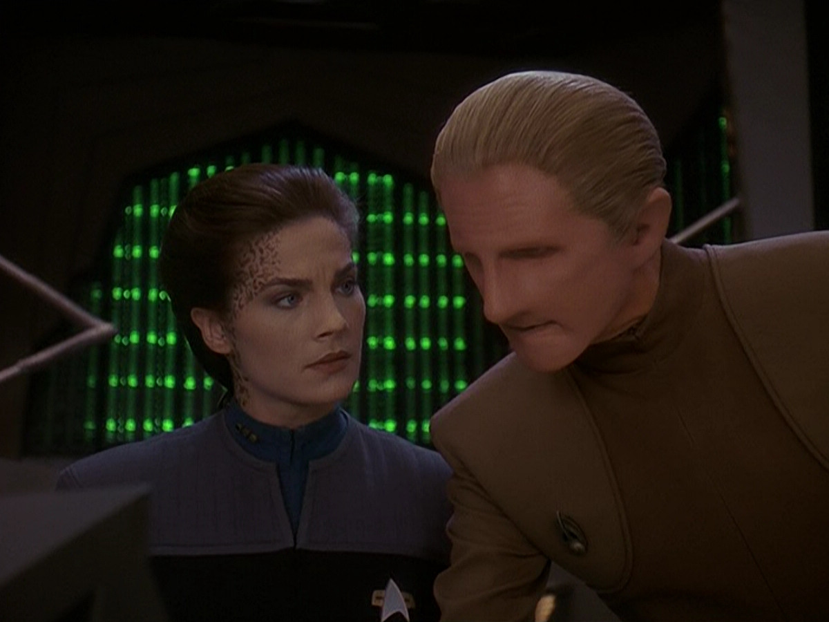 extant_StarTrek_DS9_5x14-InPurgatorysShadow_00194.jpg