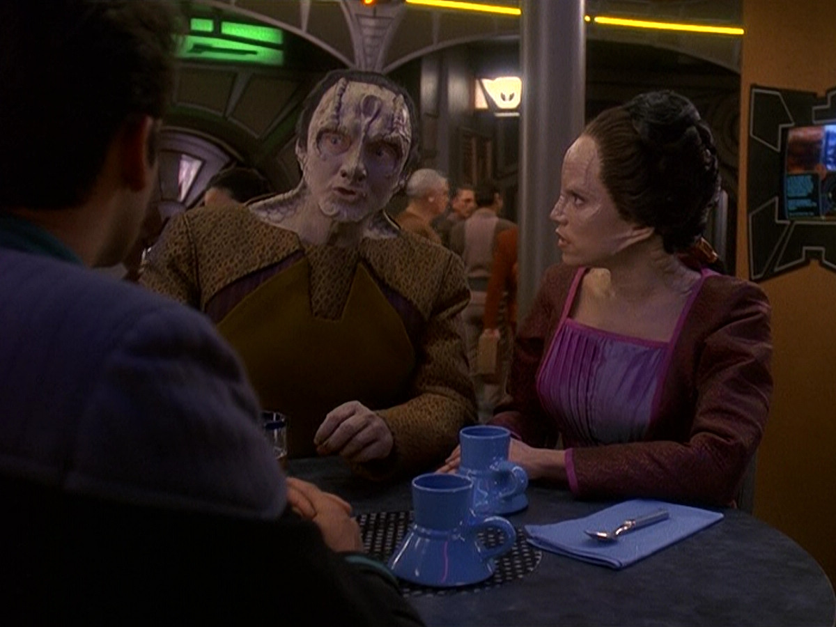 extant_StarTrek_DS9_5x14-InPurgatorysShadow_00259.jpg
