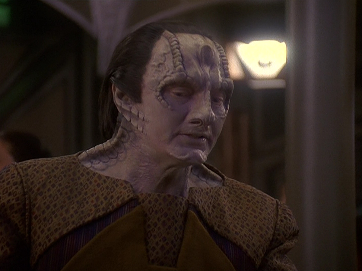 extant_StarTrek_DS9_5x14-InPurgatorysShadow_00284.jpg