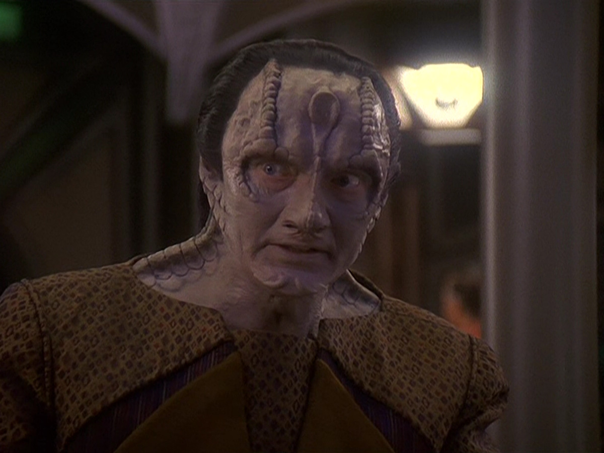 extant_StarTrek_DS9_5x14-InPurgatorysShadow_00300.jpg