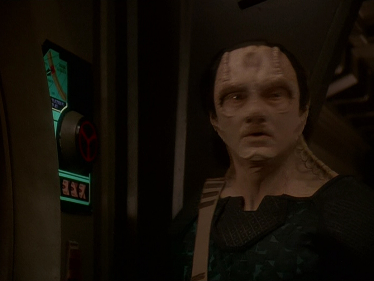 extant_StarTrek_DS9_5x14-InPurgatorysShadow_00362.jpg