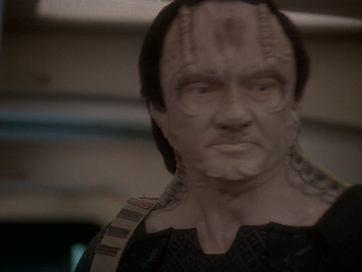 extant_StarTrek_DS9_5x14-InPurgatorysShadow_00387.jpg